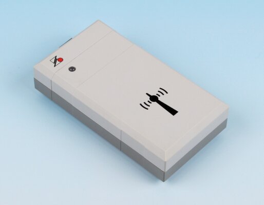 RFID Reader for the ultra high frequency band (UHF) - RFID Reader for the ultra high frequency band (UHF)